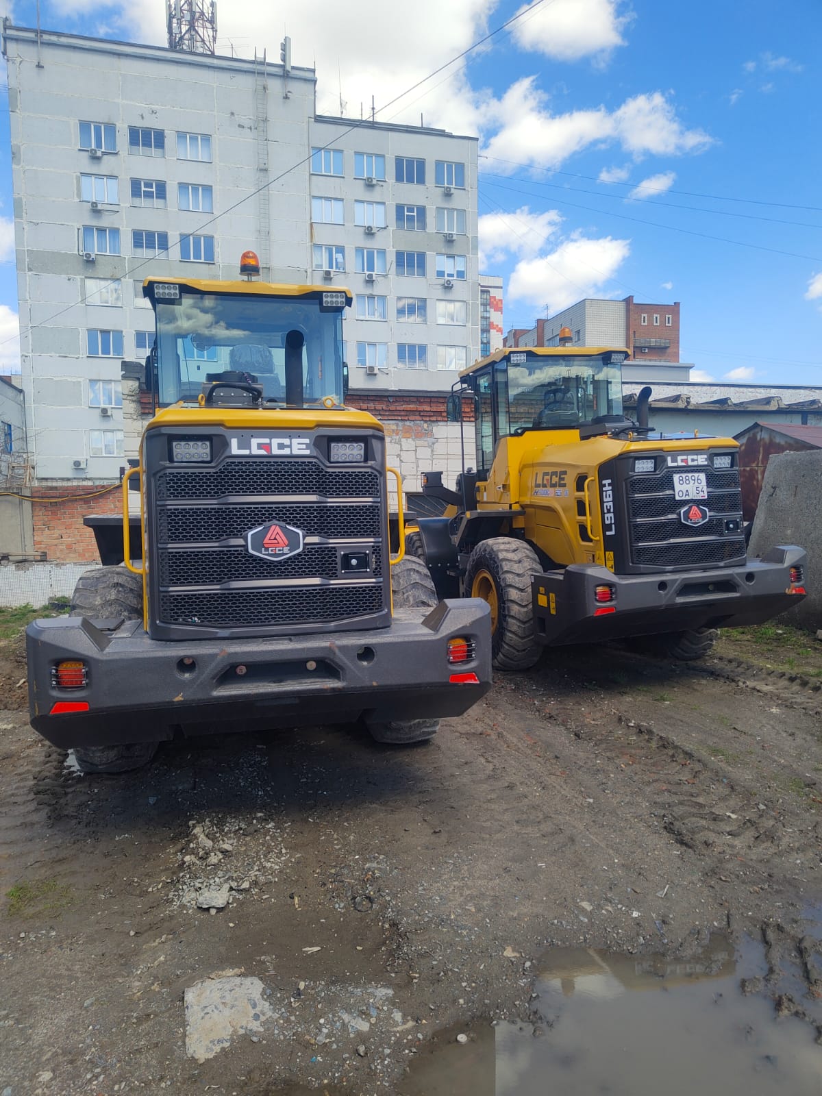 "Вывоз и уборка снега в Новосибирске"